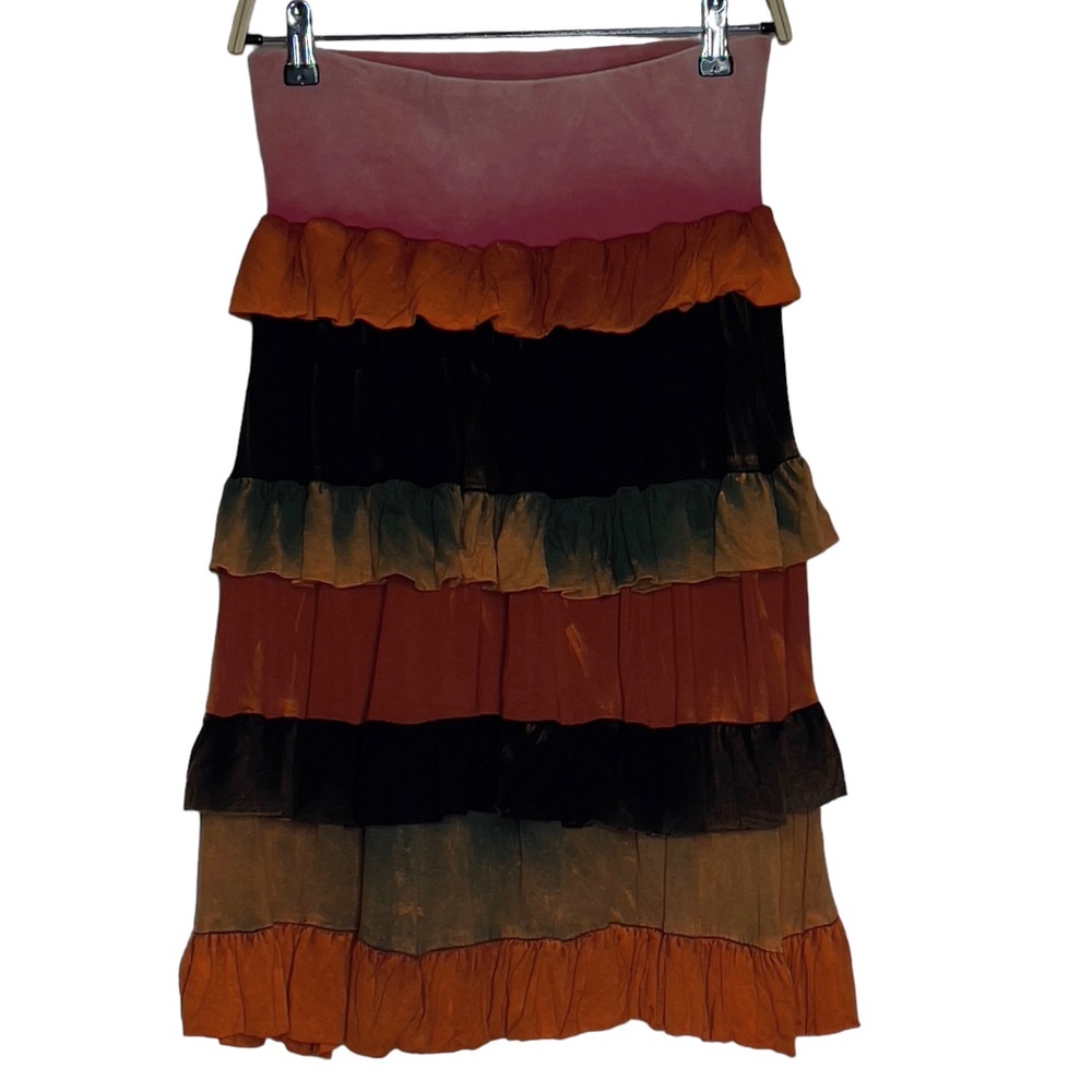 Rising International Size Large Layered Skirt